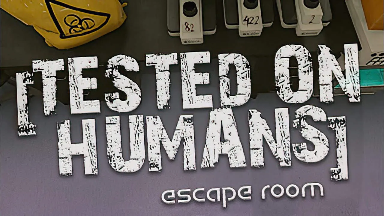 Tested on Humans: Escape Room Gameplay Screenshot